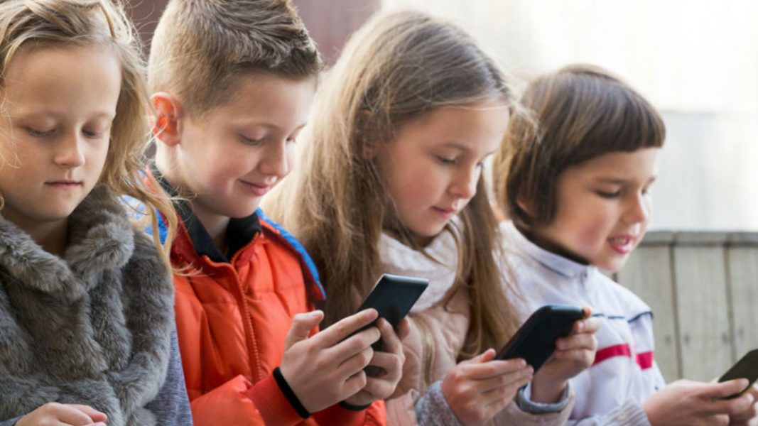 MGM secures major UK distributor for child-safe GPS smartphones