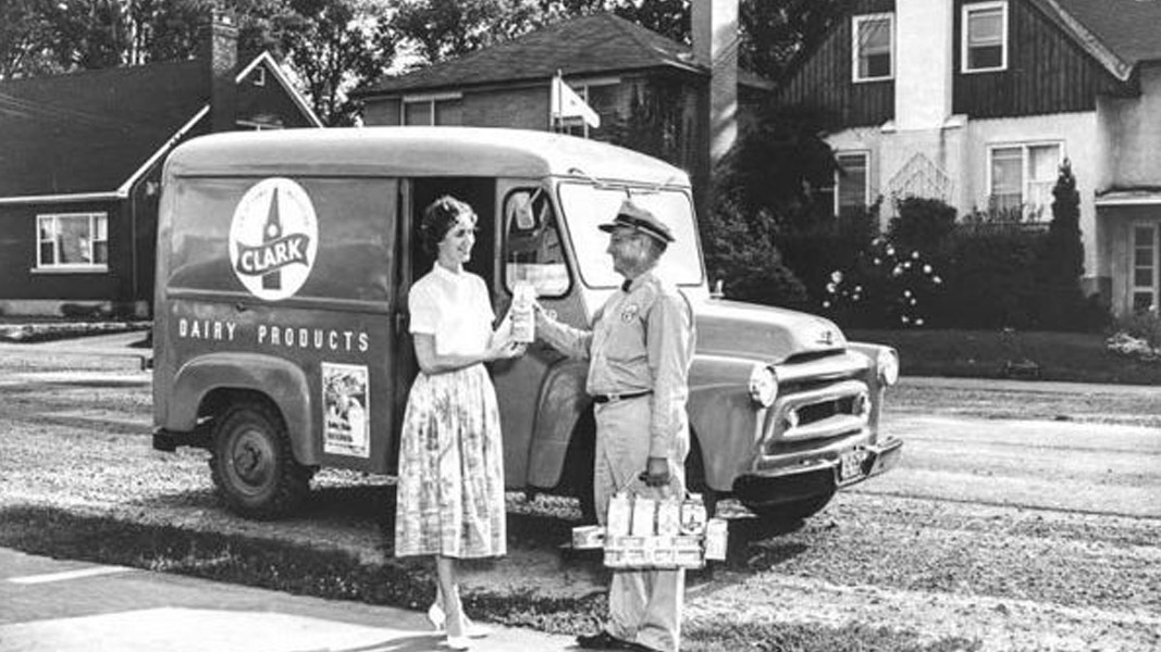 Could the milkman make a comeback? A case for reusables in food packaging