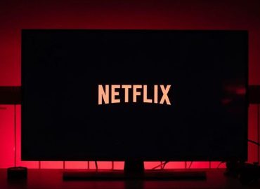 US markets turn red at close as Netflix disappoints on subscriber growth