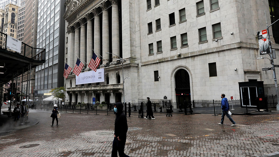 US markets finish higher despite Fed tightening bias, XJO to open week stronger