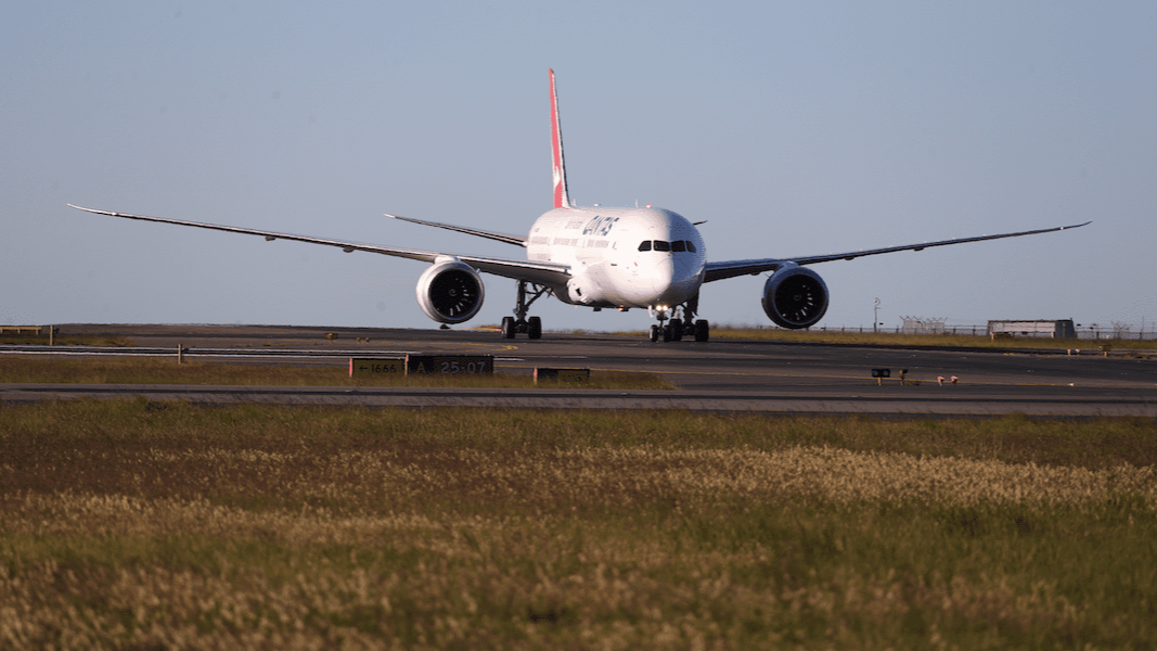 Qantas beefs up guidance ahead of holiday season bump