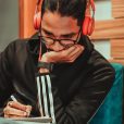 Freelancer reviews expenditure to seek return to profitability
