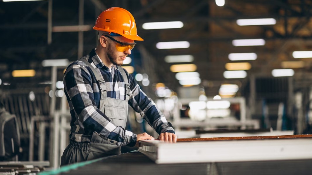 US shares rebound modestly, Australian shares to follow